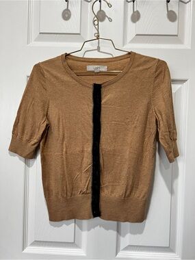 Ann Taylor Loft Short Sleeve Sweater tan Size Medium Thin Knit Lace Detail